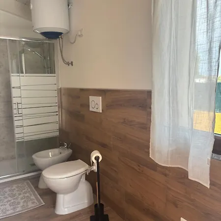 Affittacamere Privata In Paola 4*