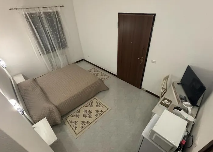 Privata In Paola 풀라